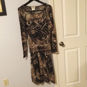 Fuzzi - by Jean Paul Gaul Tier - Women's Sweater and Skirt Set